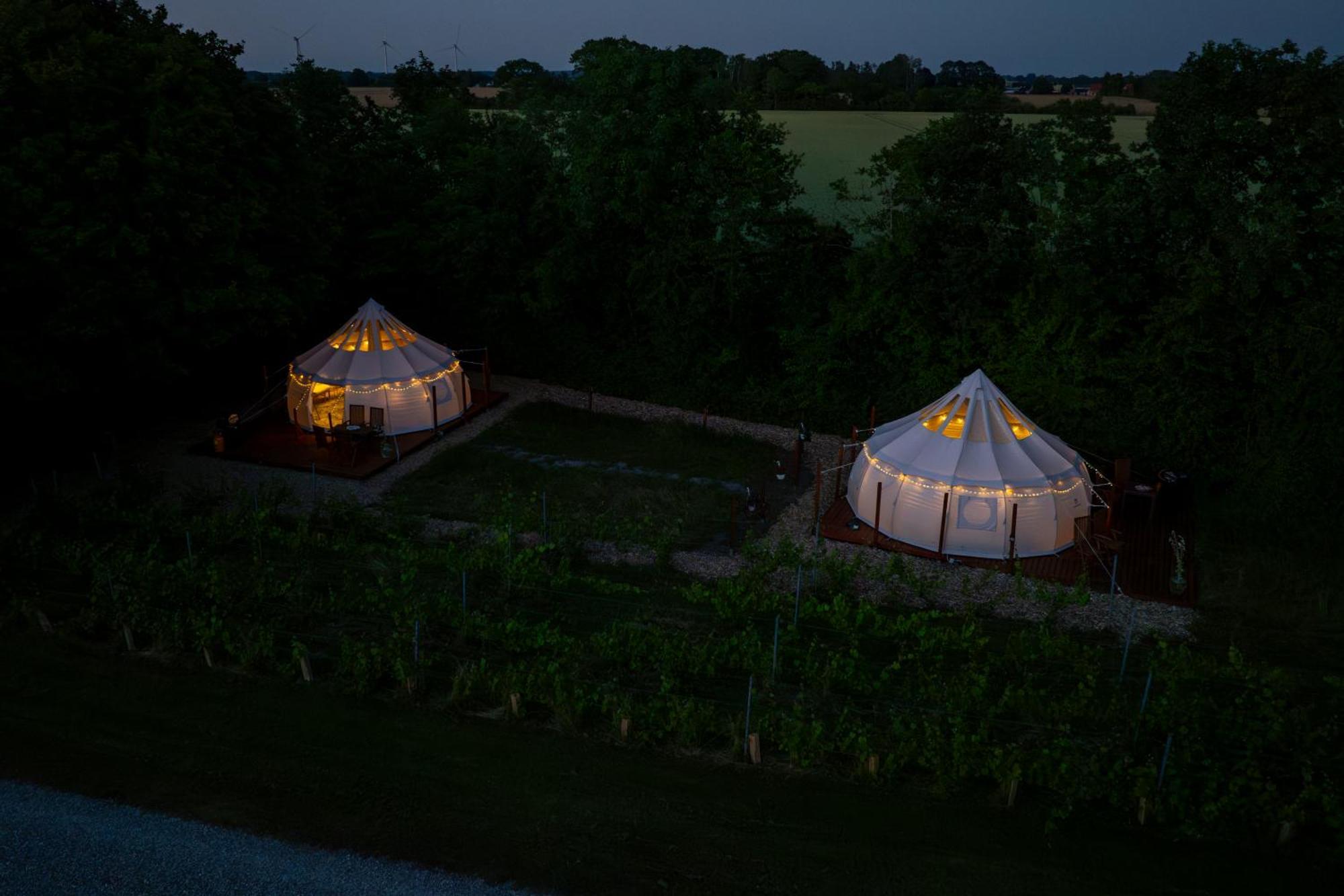 Hotel Holmegaard Vin Og Glamping Dannemare Exterior foto